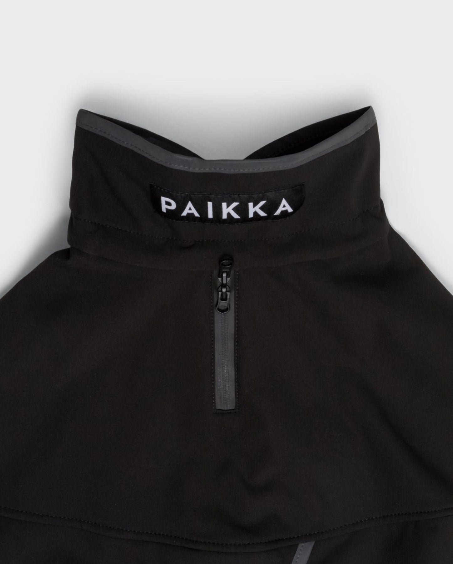 Попона для собак осінь/зима Softshell Black Paikka