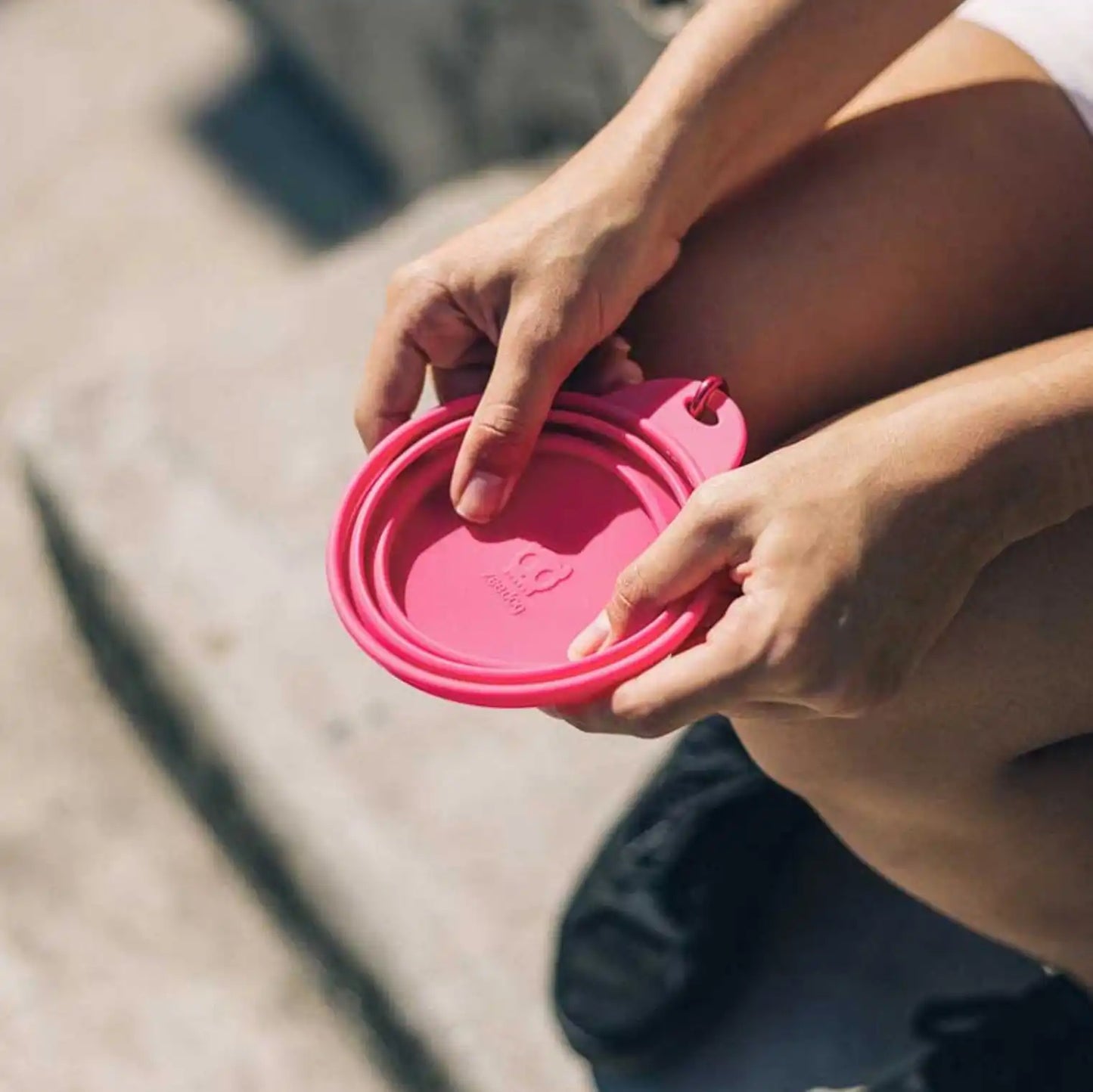 Дорожня складна миска для собак Zee.Dog - Go Bowl, pink