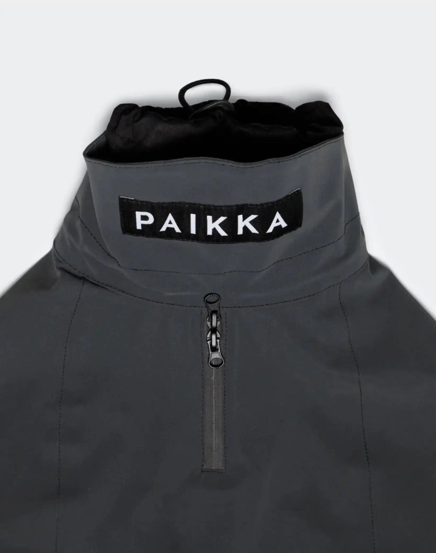 Дощовик для собак, Dark Paikka