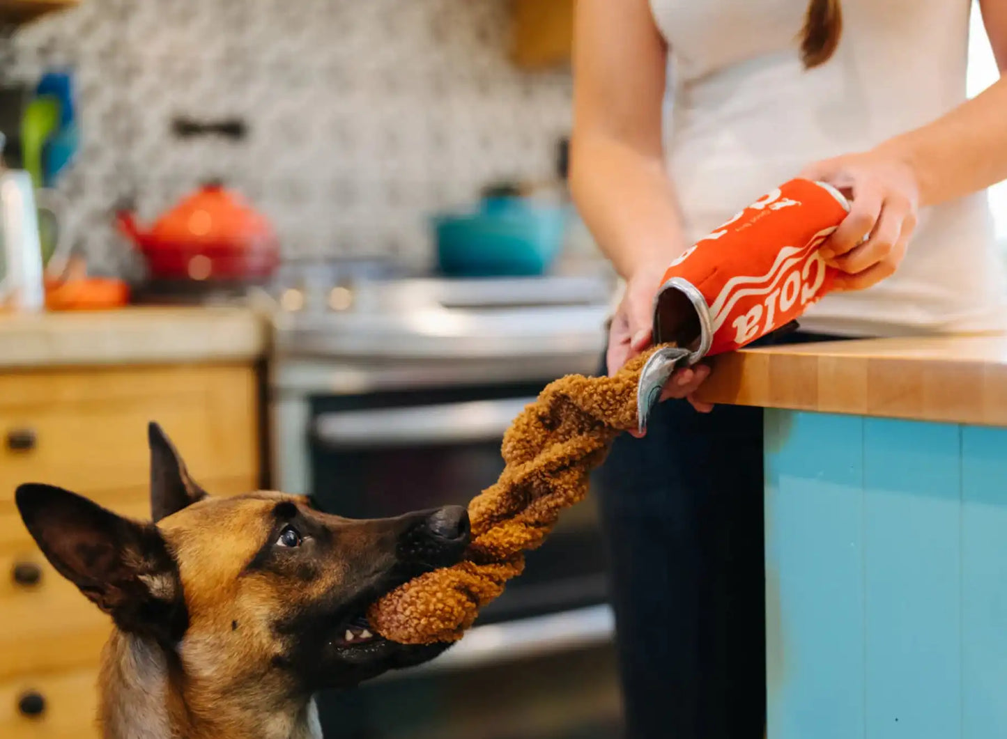 Іграшка для собак Snack Attack - Good Boy Cola Pet Play