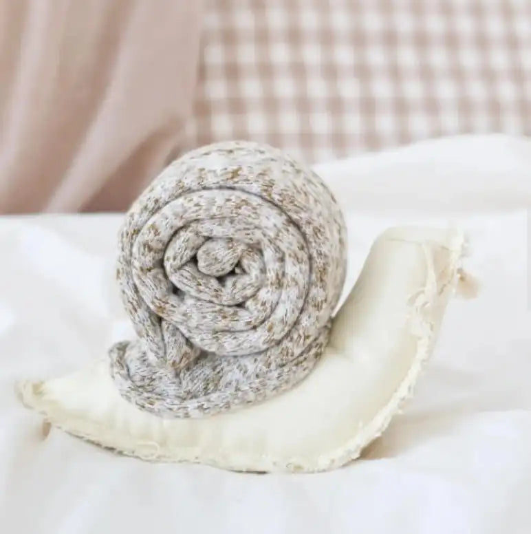 Пошукова іграшка для собак SNAIL Lambwolf