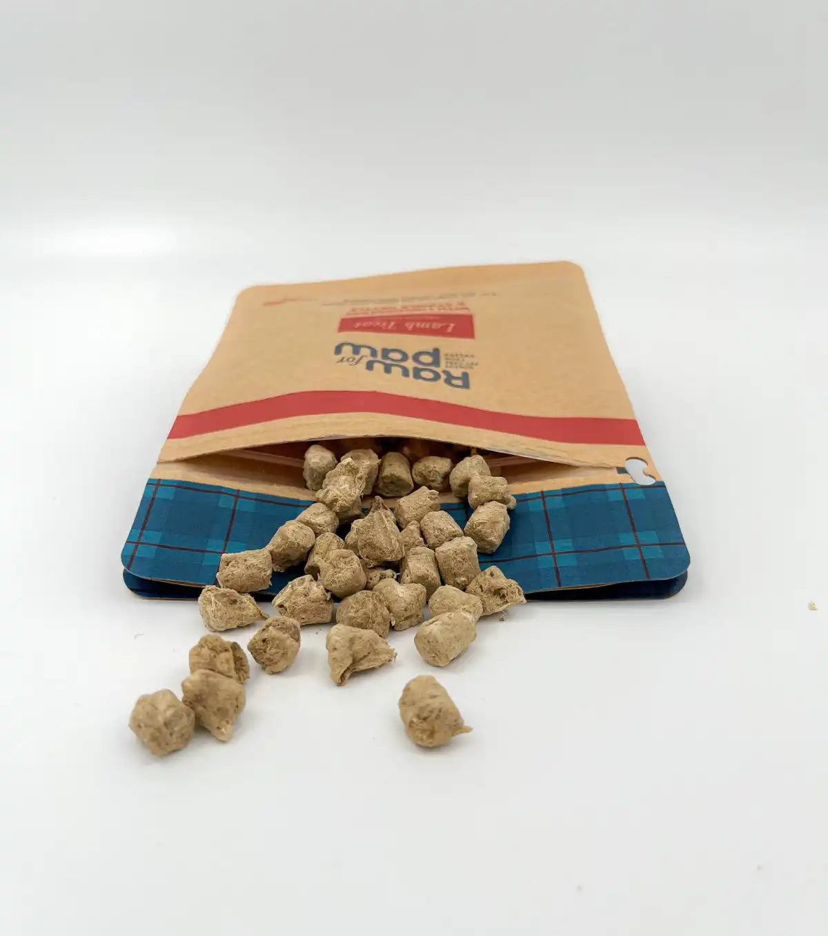 Сублімовані Ласощі для собак з Ягня, брусниці та кропиви Freeze-Dried Raw for Paw, 50 грамів