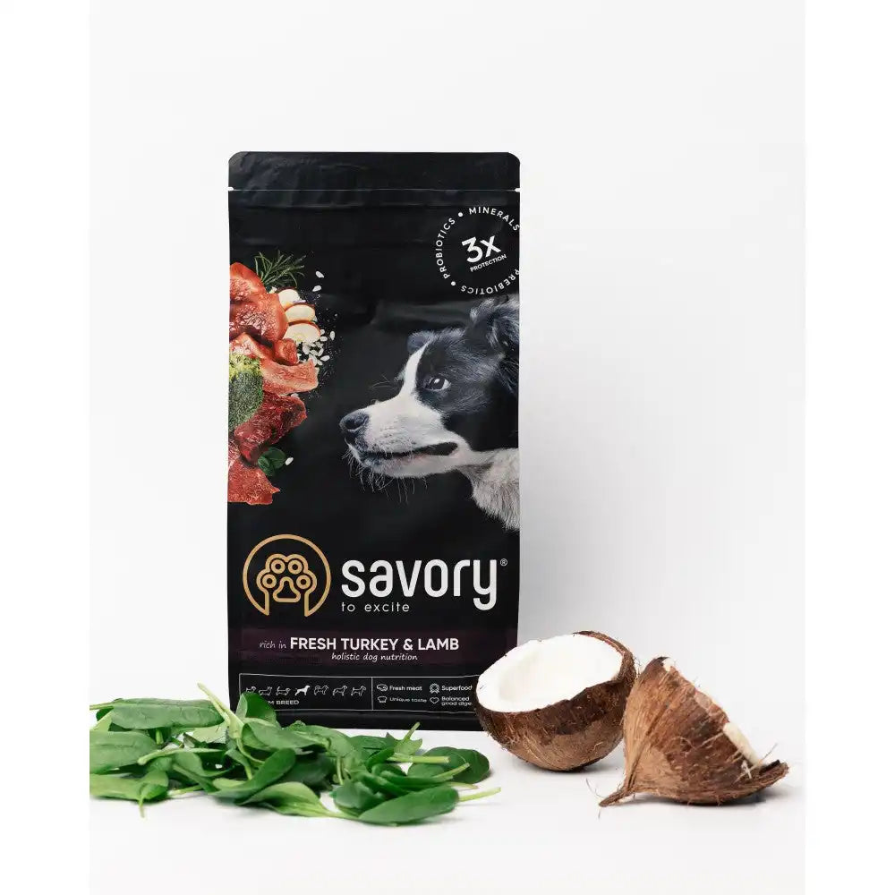 Сухий корм Savory Medium для собак середніх порід, зі свіжим ягням та індичкою