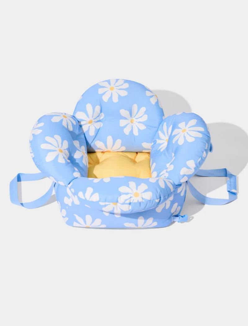 Автокрісло-переноска для собак і котів Vetreska Daisy з ременем безпеки, блакитна у ромашку