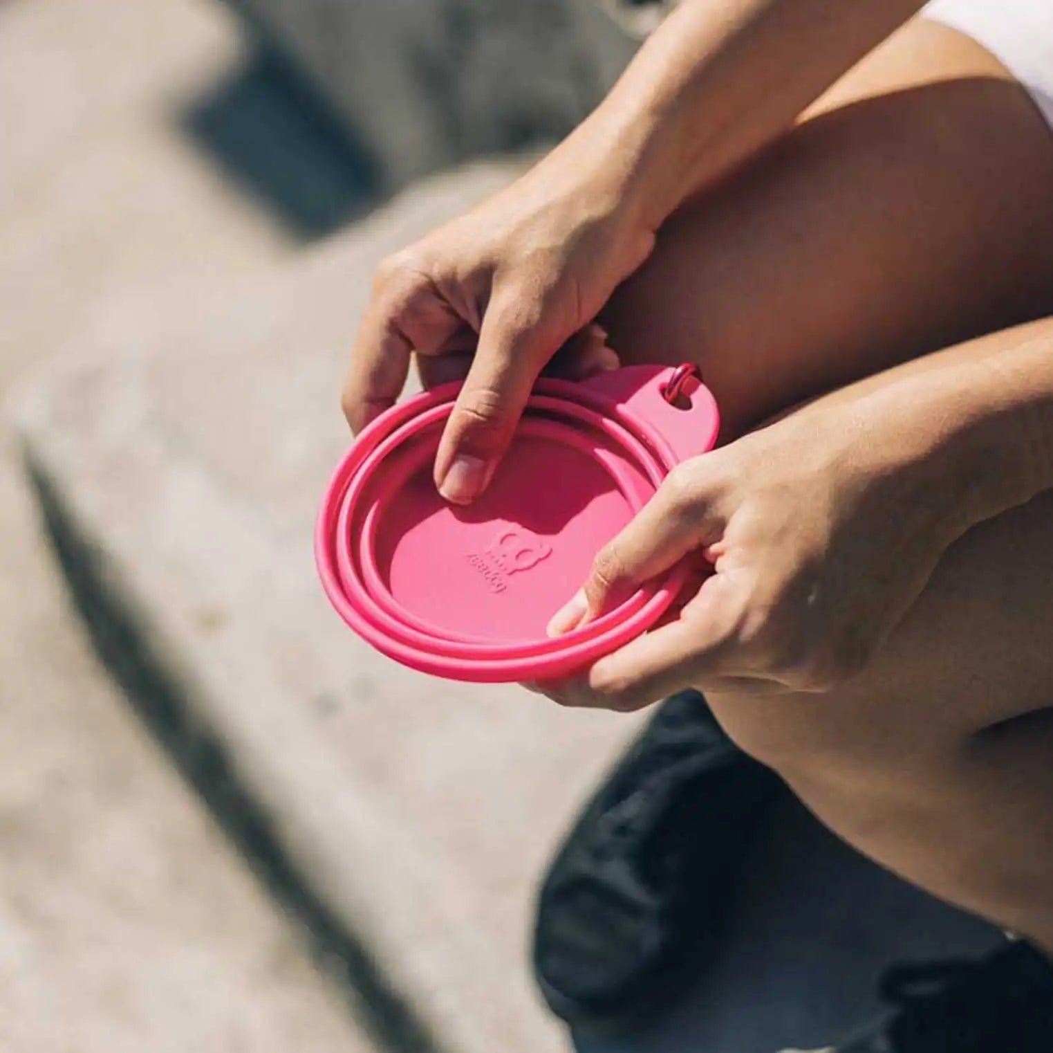 Дорожня складна миска для собак Zee.Dog - Go Bowl, pink
