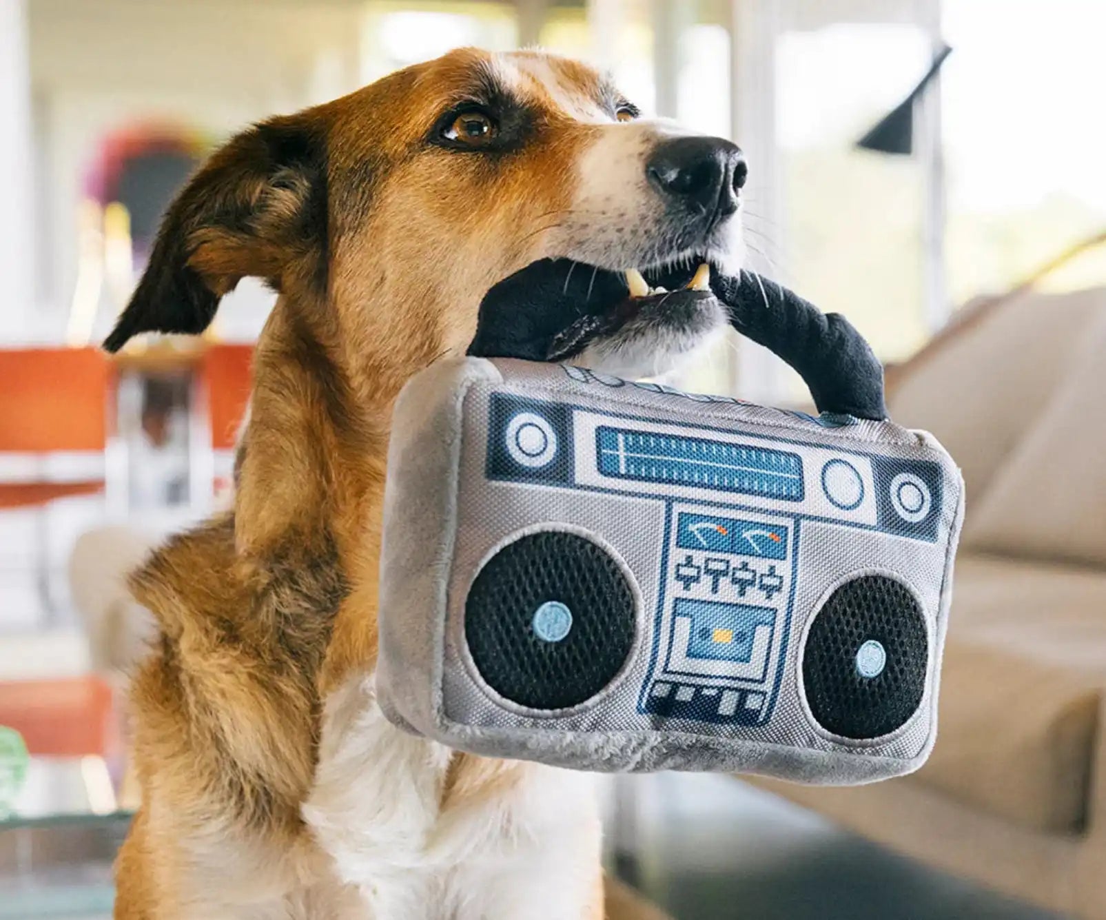 Іграшка для собак 80s Classics - BoomBox Pet Play
