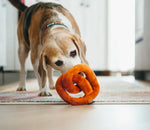 Іграшка для собак International Classic - Pretzel Pet Play