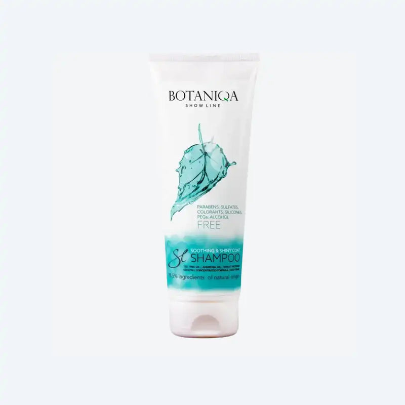Шампунь заспокійливий для собак з чутливою шкірою Botaniqa Soothing & Shiny Coat